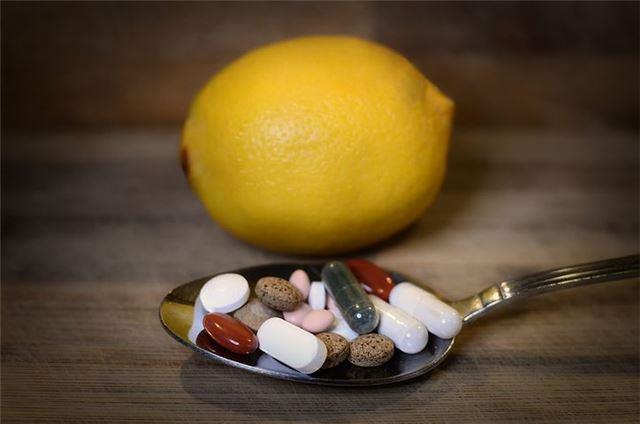 吃维生素c好处有哪些？有没有副作用？_https://sdkda.com_养生_第2张